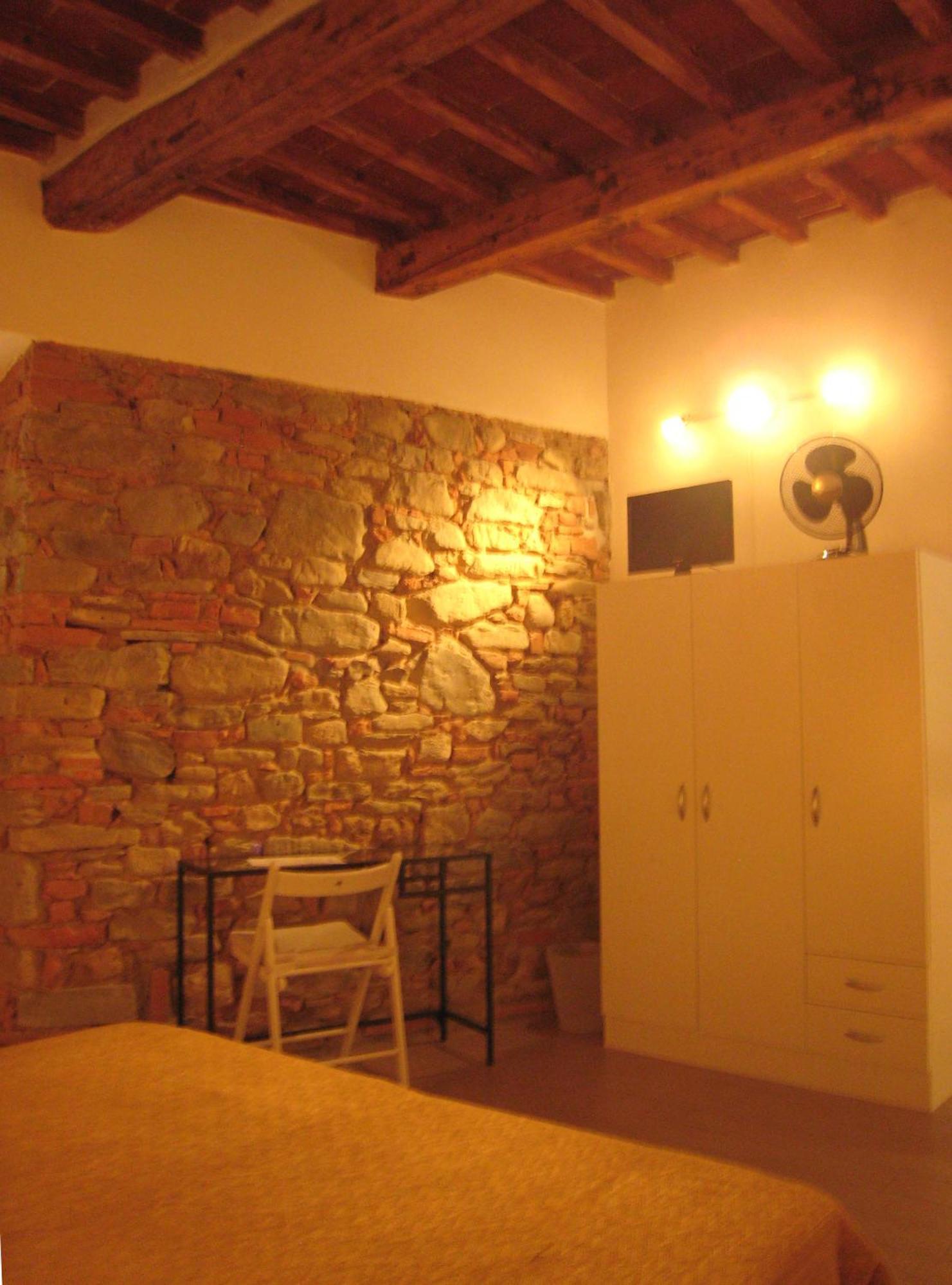 Rinathos Guesthouse 아레초 외부 사진